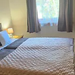 Apartment Gyoengyi Balatonszarszo